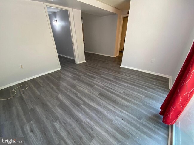 Foto del edificio - 4516 Kenwood Dr