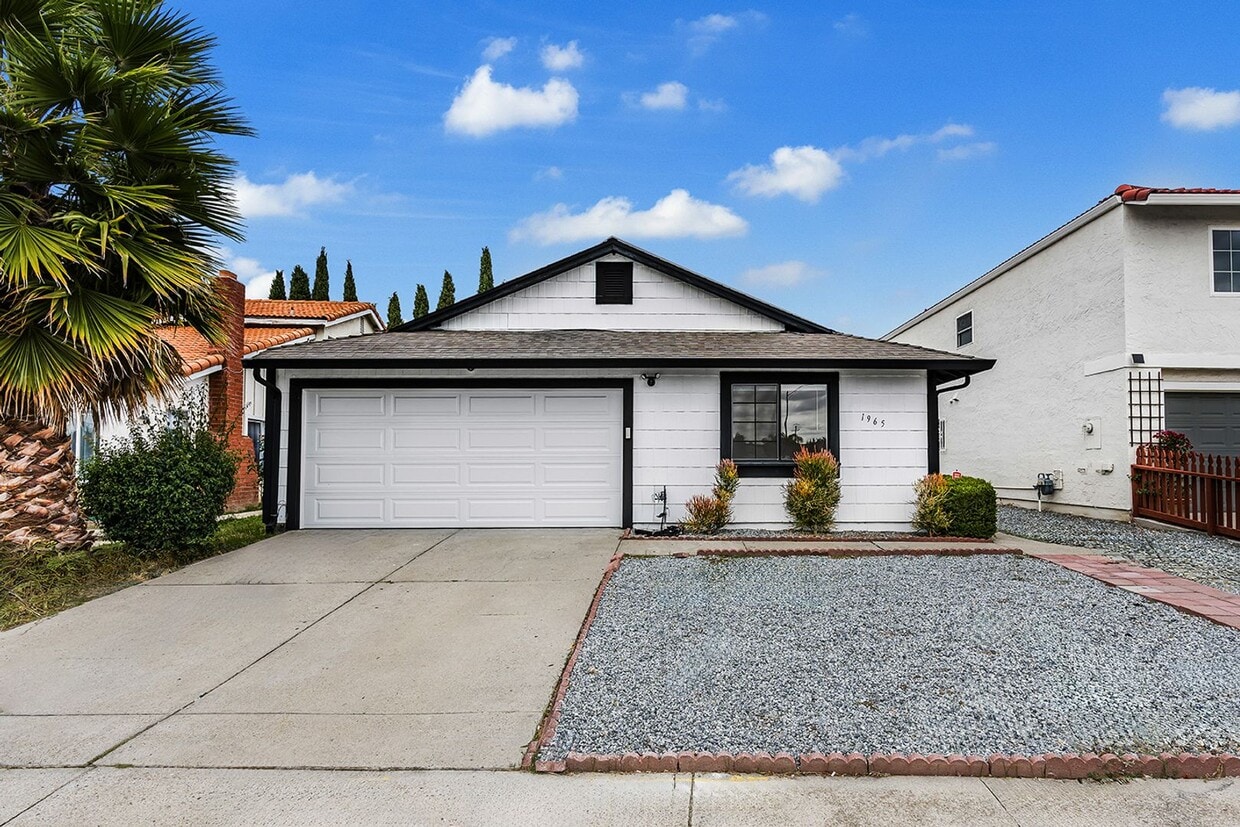 Just Renovated: Stunning 3-Bedroom, 2-Bath... - Just Renovated: Stunning 3-Bedroom, 2-Bath...