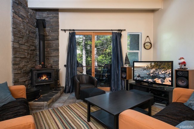 Foto del edificio - 976 Kirkwood Meadows Dr