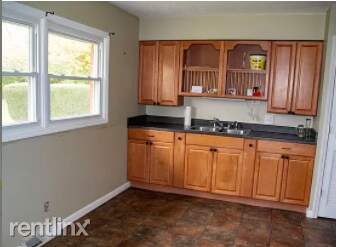 Foto del edificio - 3 br, 1 bath House - 110 Monica Dr