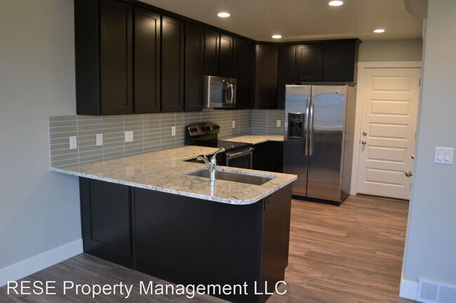 Foto del edificio - 3 br, 2.5 bath House - 3718 N Prairie Gras...