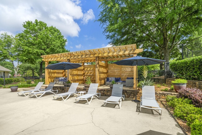 Resort Style Pool - Rosewood Apartment Homes