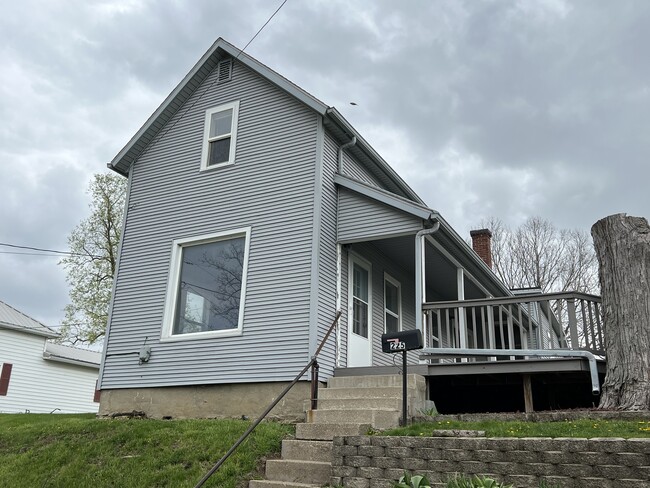 Building Photo - 225 N East St