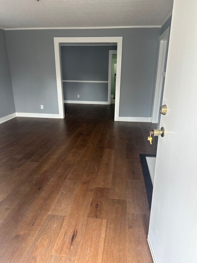 Living Room - 1808 16th Pl
