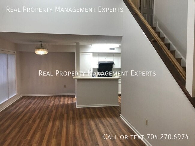 Building Photo - 7332 Winery Ln