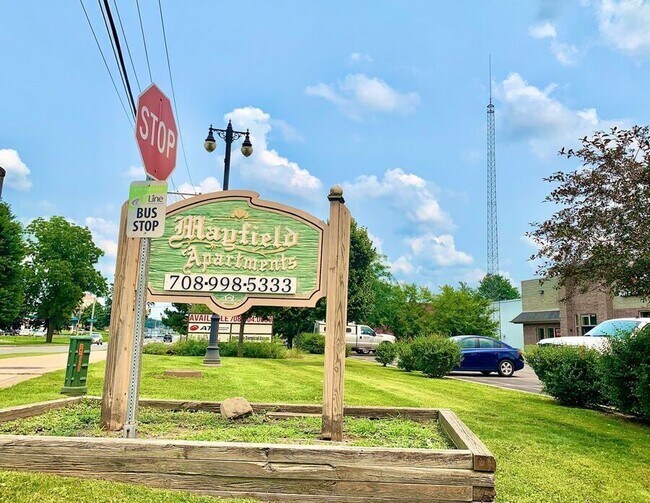 Foto del edificio - 356 Mayfield Ave