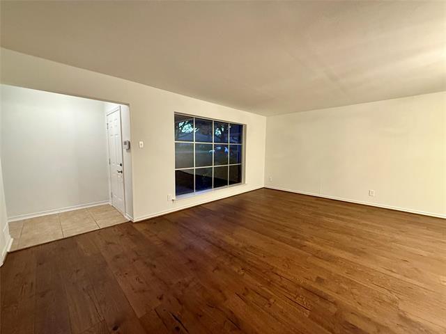 Building Photo - 7351 Wellcrest Dr