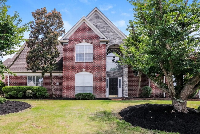 Building Photo - 1161 Red Fern Cir E