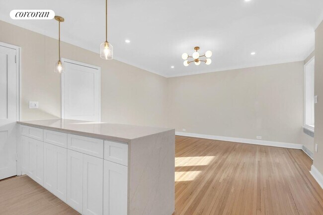 Foto del edificio - 76-15 35th Ave