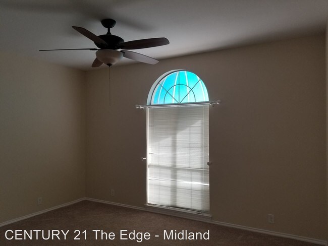 Building Photo - 2 br, 2 bath House - 923 Sartain Dr.