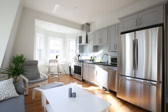 Building Photo - 20 George St