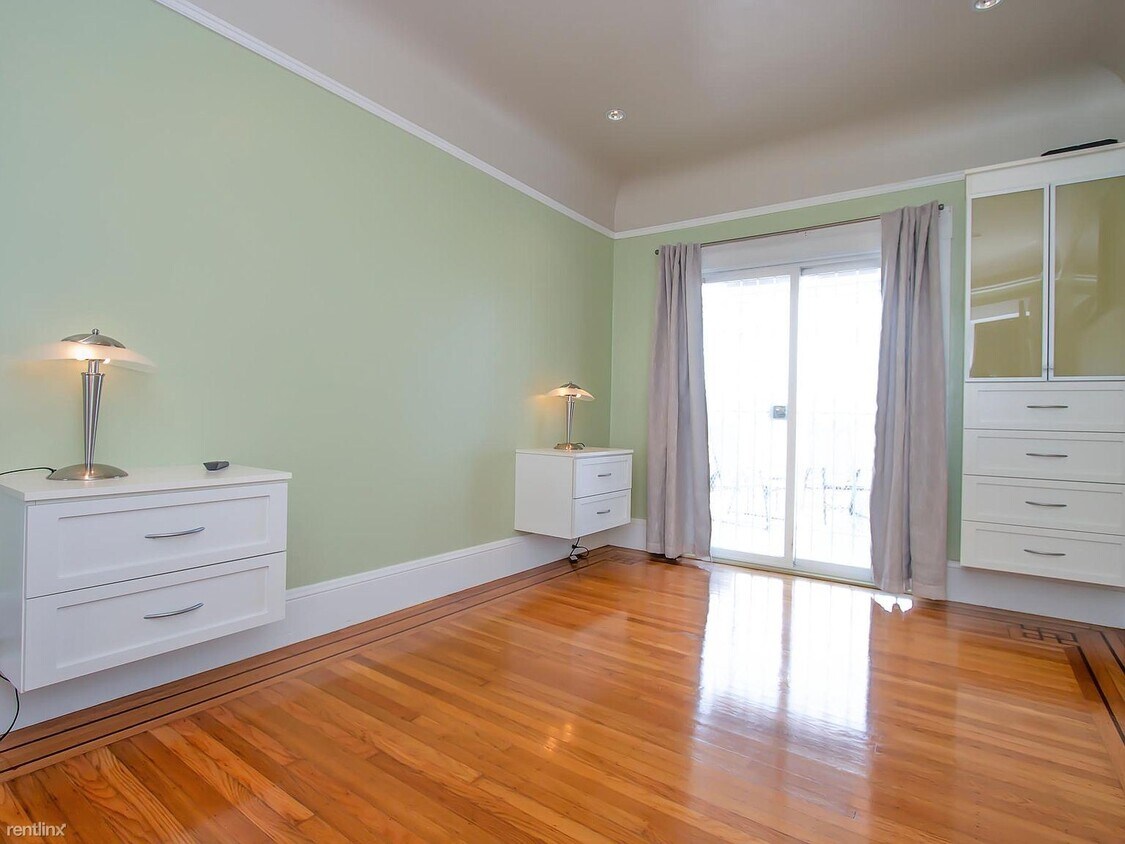 Foto principal - 538 Moscow St