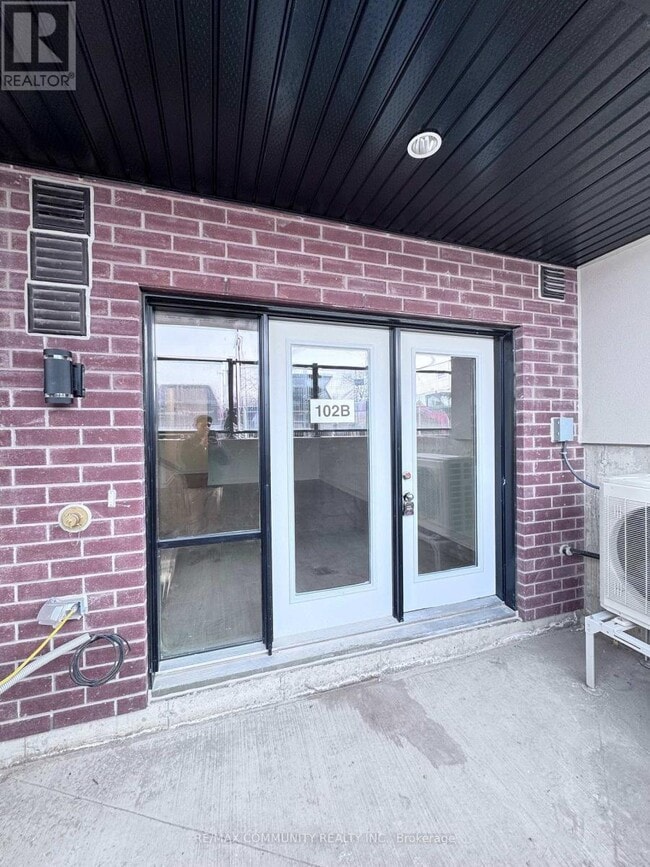 Building Photo - 16 Melbourne Ave