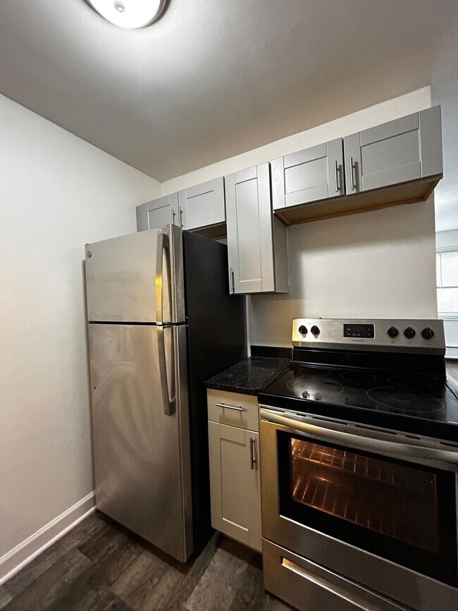 Foto del edificio - 6002 N Winthrop Ave