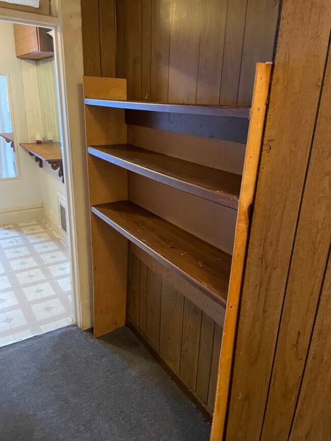 Building Photo - 1007 Mulberry St