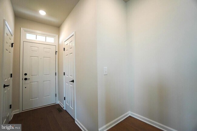 Foto del edificio - 612 America Dr