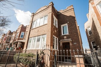 Building Photo - 2136 N Avers Ave