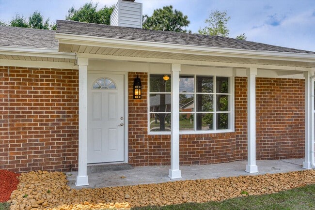 Building Photo - 3635 Spanish Trace Dr