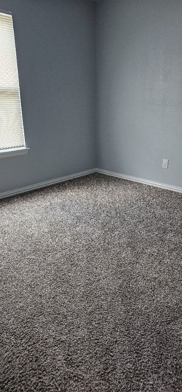 Building Photo - 411 E Day St