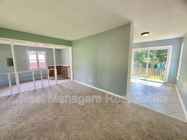 Building Photo - 520 Nottingham Dr