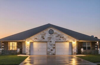 Building Photo - 3204 Baldwin Loop