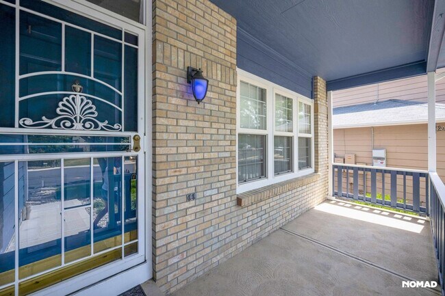 Building Photo - 2942 N Princess Cir