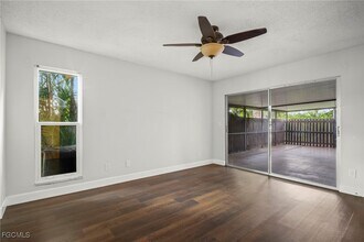 Building Photo - 15524 Crystal Lake Dr