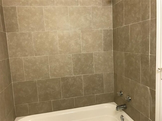 Building Photo - 1306 Wildgrove Dr