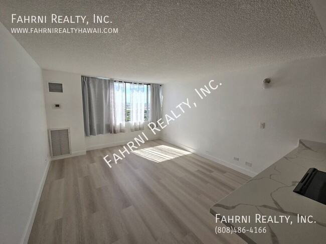 Foto del edificio - Beautifully Remodeled 1-Bedroom Condo with...