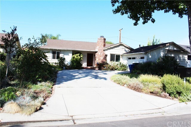Building Photo - 1117 Encino Ave
