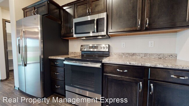 Foto del edificio - 3 br, 2.5 bath Apartment - 4611 Leubecher ...