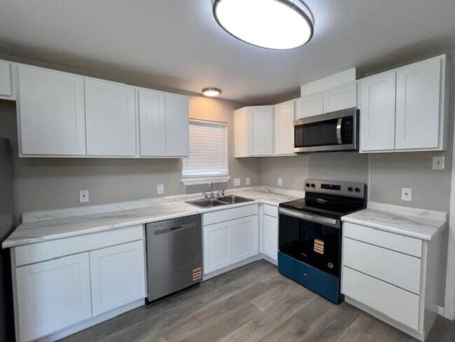 Foto del edificio - 1212 La Porte Dr