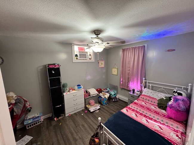 Foto del edificio - Newly updated 2 bedroom apartment