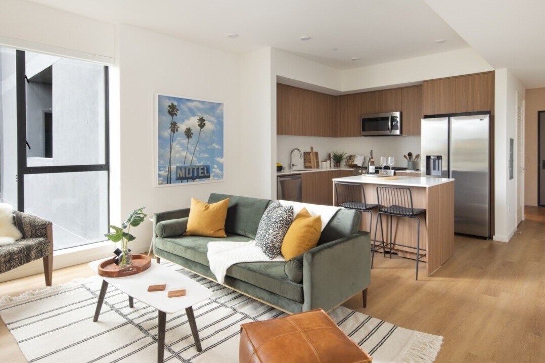 Frame Downtown Culver City Rentals in Los Angeles at 3745 S Cardiff Ave