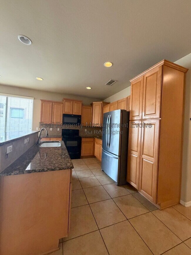 Foto del edificio - 5640 W Kowalsky Ln