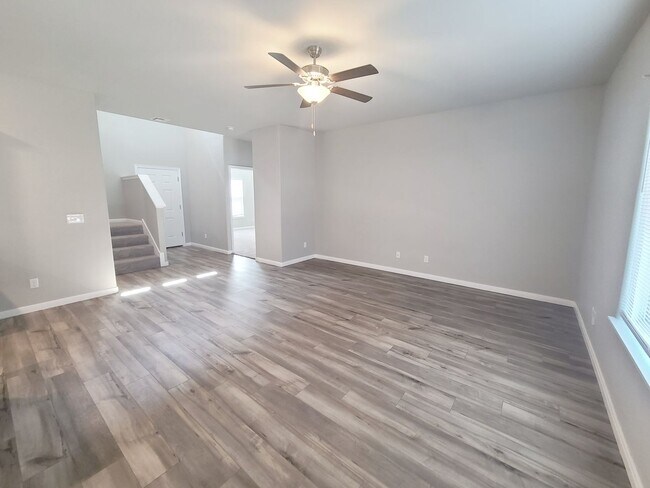 Foto del edificio - Newer Home in El Reno