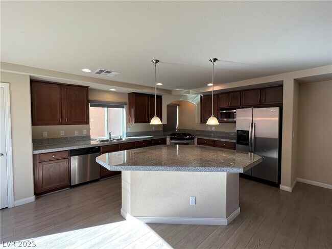 Building Photo - 6703 Bel Canto Ct