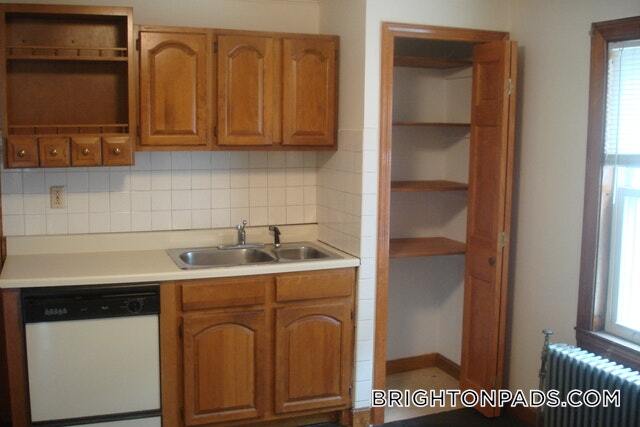 Building Photo - 2 O’Neil Place