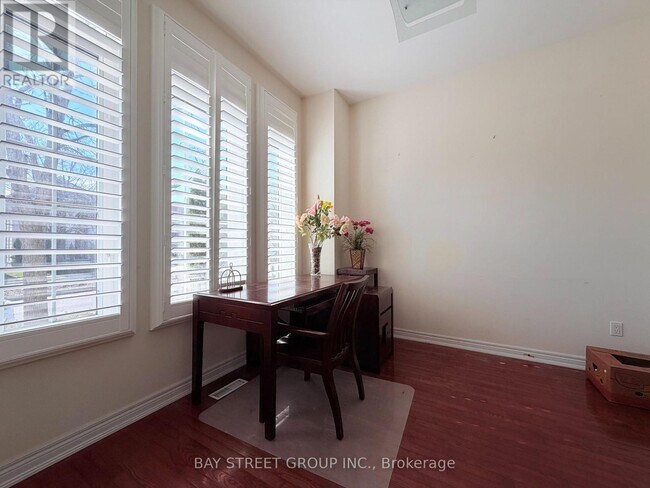 Photo du bâtiment - 9 St Clare Blvd