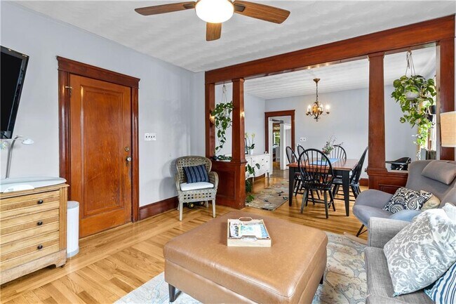 Foto del edificio - 649 Pleasant Valley Pkwy