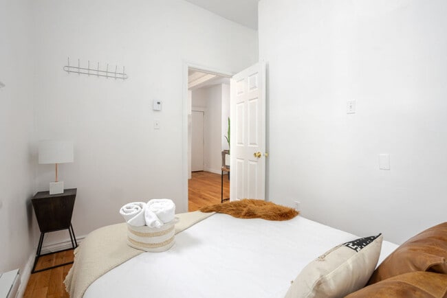 Photo du bâtiment - 1900 Rue Tupper-SI ID1602046P