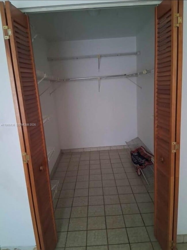 Building Photo - 7167 SW 43rd St