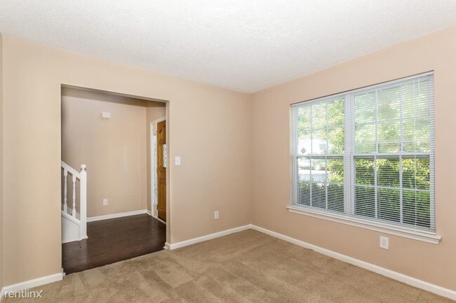Building Photo - 2743 Sand Lake Ct