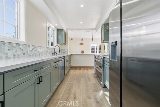 Foto del edificio - 9233 Swinton Ave