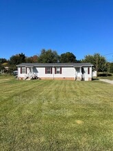 Building Photo - 103 Cloverdale Ct