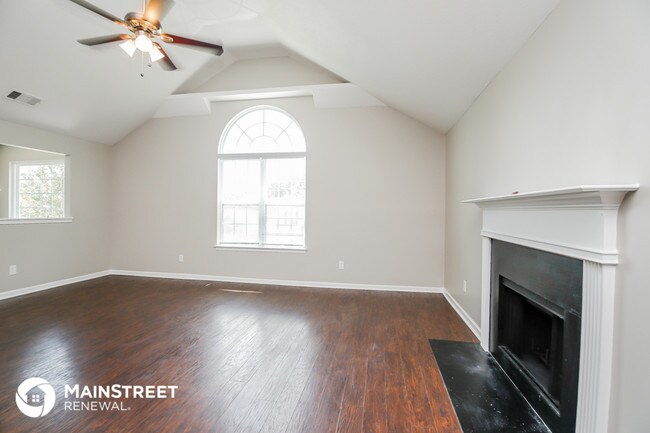 Building Photo - 5177 Seaside Court