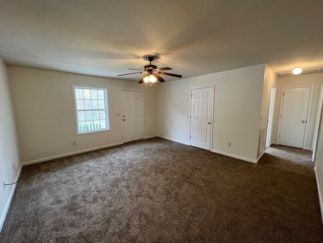 Building Photo - 1624 Odessa St Kannapolis, NC 28081
