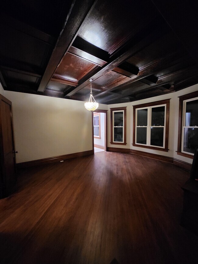 Foto del edificio - 403 W 4th St