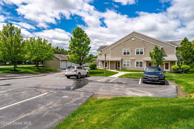 Building Photo - 108 Evergreen Pl