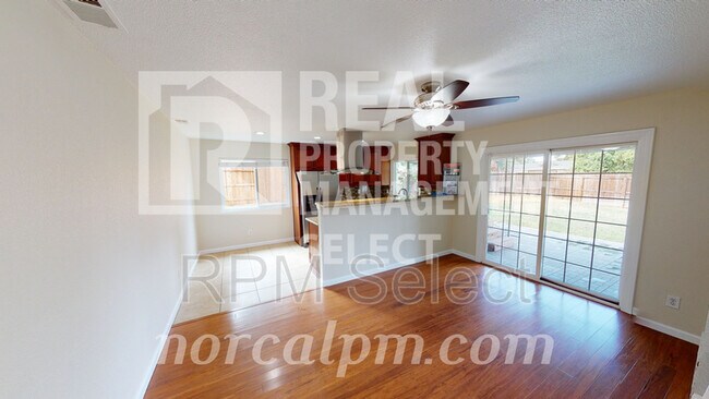 Building Photo - 8700 Sturgeon Way